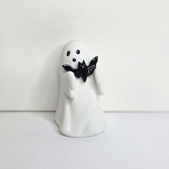 Ghost With Bat Ceramic Figurine Target Hyde And Eek Boutique Halloween 2025 NEW - Picture 1 of 7
